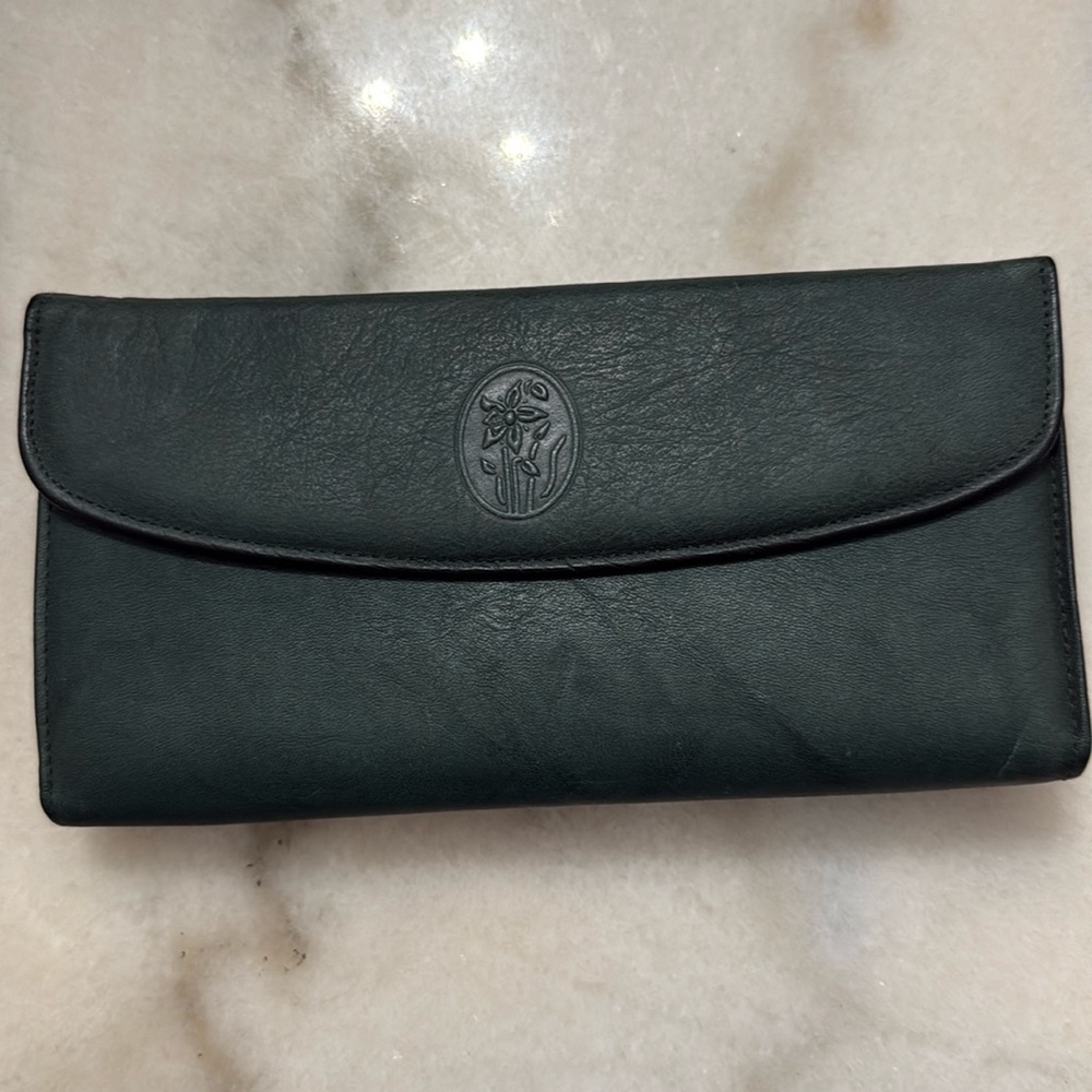 NWT Vintage Buxton cowhide green leather wallet